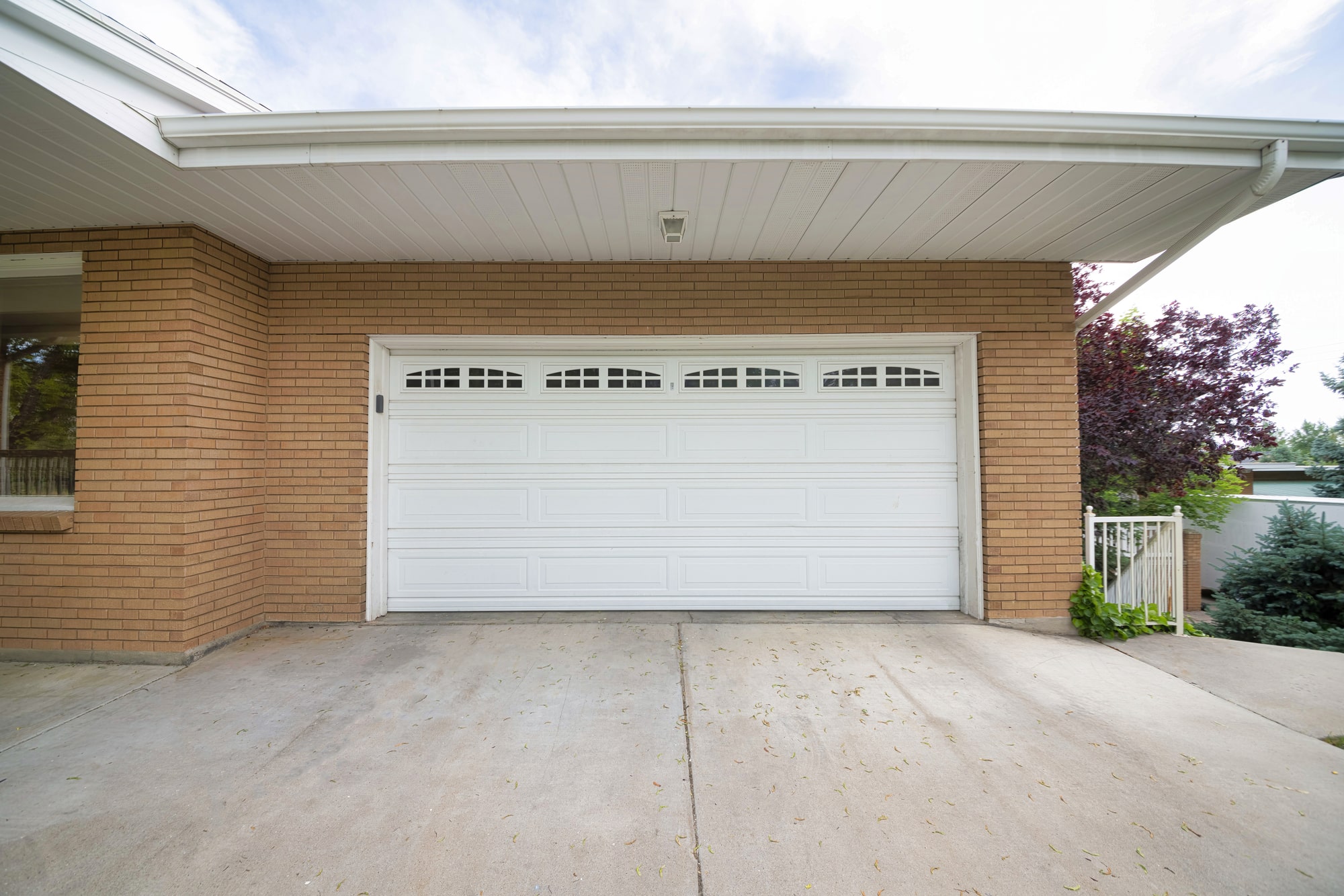 Allée de garage en béton