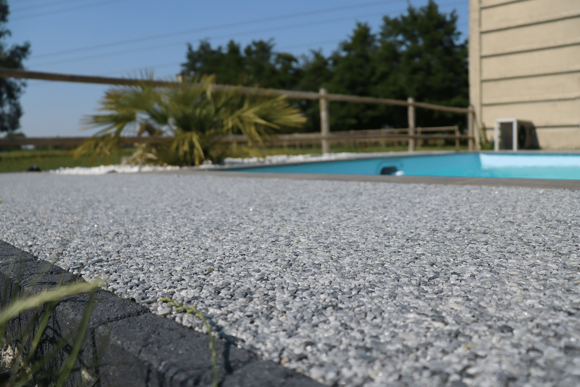 Contour piscine - résine - Jardres Poitiers7 (1)